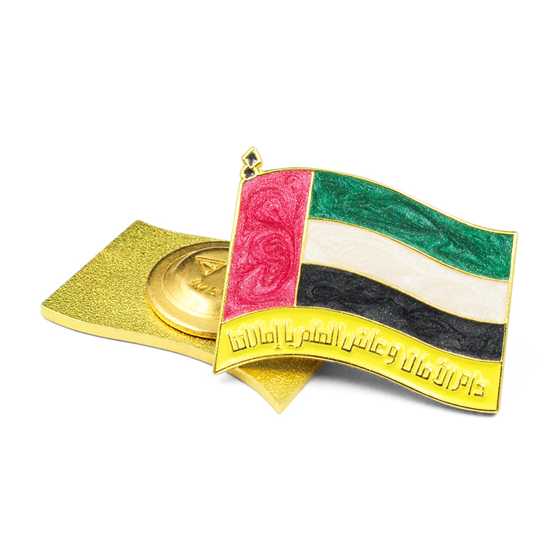 دبوس من المينا الصلب لدولة الإمارات العربية المتحدة لليوم الوطني