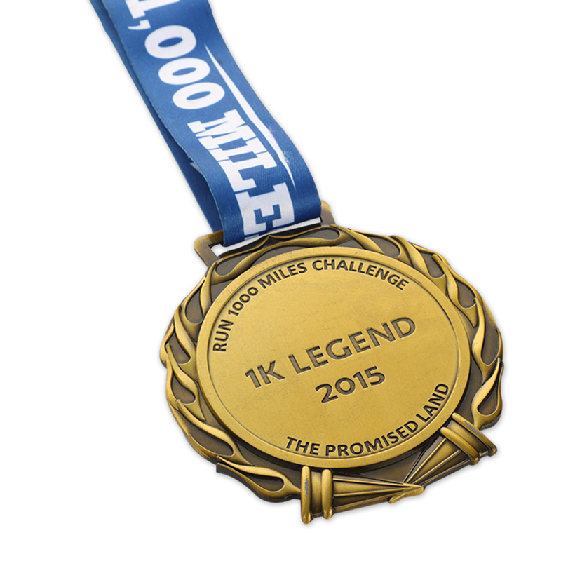 الميدالية الذهبية للجري المخصص، الظاهرية الافتراضية 1K Run Runner Medal بالقرب مني