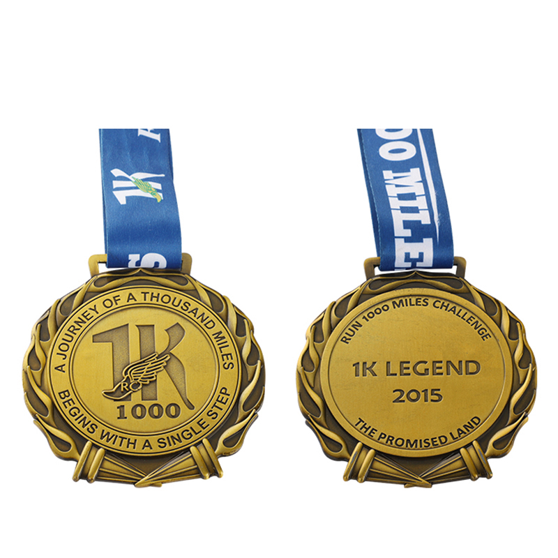 الميدالية الذهبية للجري المخصص، الظاهرية الافتراضية 1K Run Runner Medal بالقرب مني