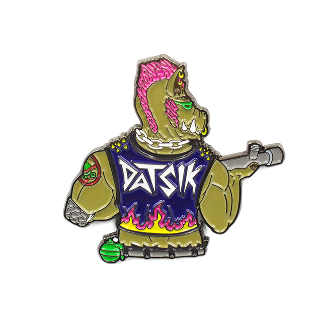 شارة دبوس المينا الصلبة المخصصة الناعمة الكرتونية